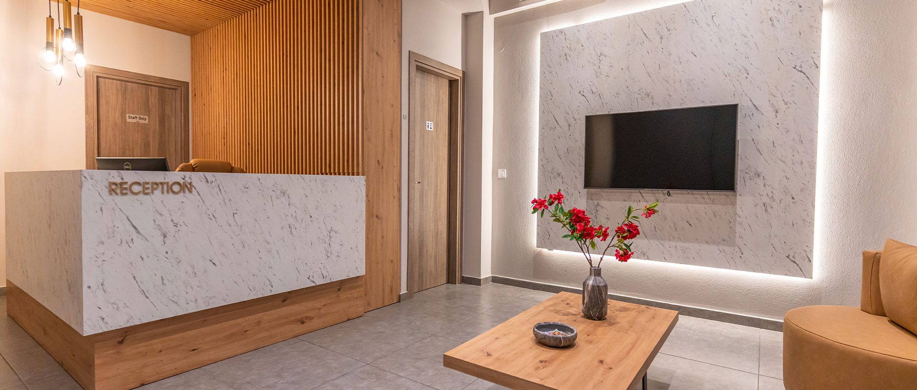 aura-home-slider-1